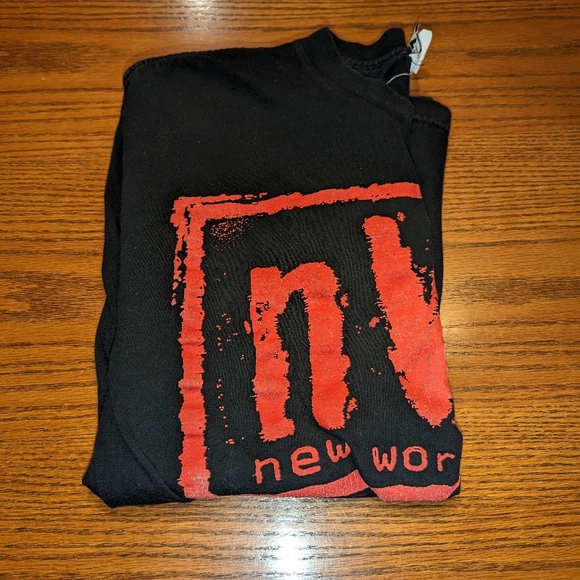 WCW NWO Wolfpac Youth XL T-Shirt 🔥 Vintage WWE Wrestling Shirt New World Order - Picture 2 of 3